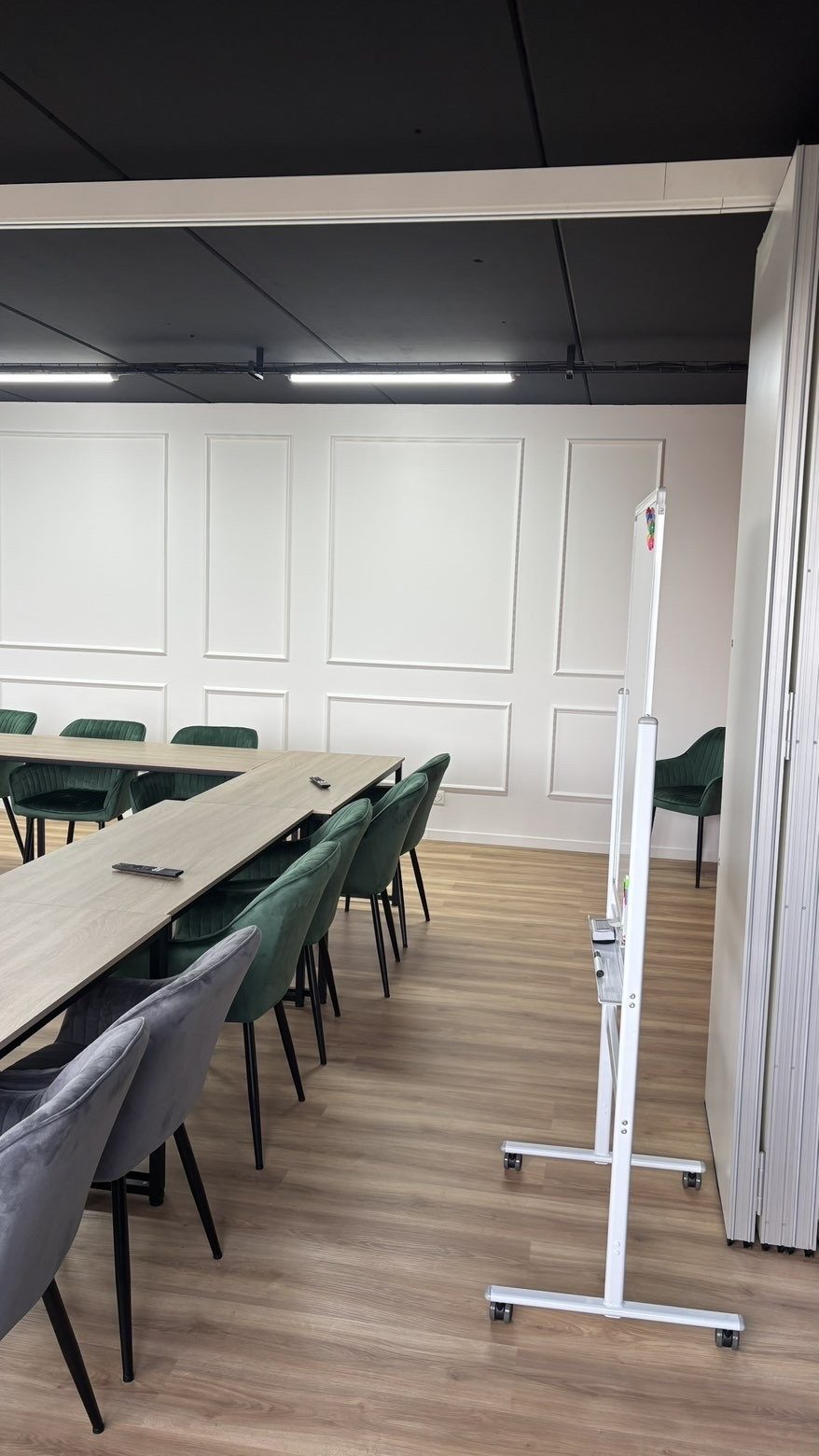 Séparation de bureau | Nabuild — espace livré