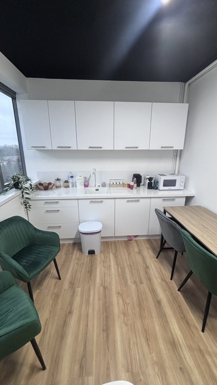 Séparation de bureau | Nabuild — espace livré
